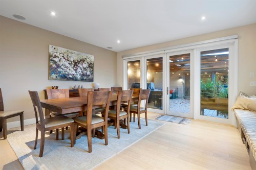 990 Jefferson Avenue, West Vancouver, BC 