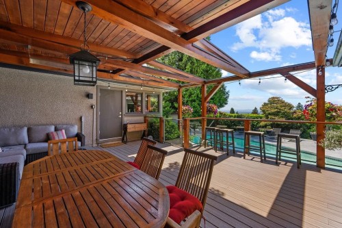 990 Jefferson Avenue, West Vancouver, BC 