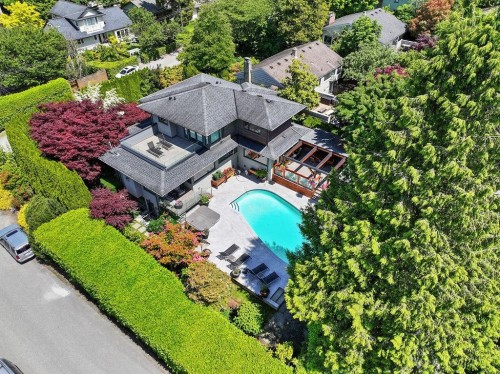 990 Jefferson Avenue, West Vancouver, BC 