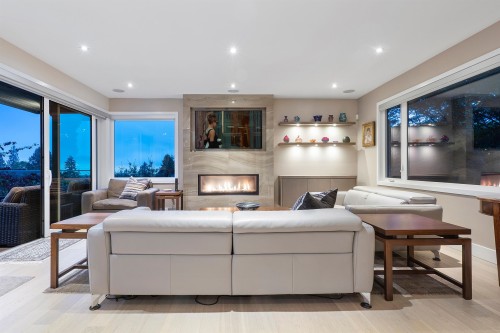 990 Jefferson Avenue, West Vancouver, BC 