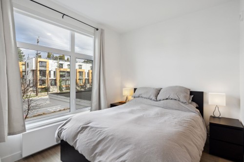 201-707 3Rd Street E, North Vancouver, BC 