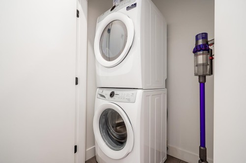 108-623 Kemsley Avenue, Coquitlam, BC 