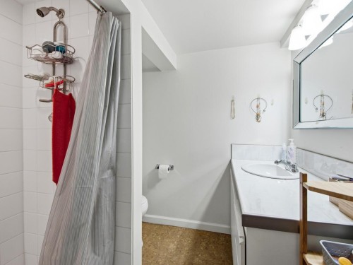 2076 Turner Street, Vancouver, BC 