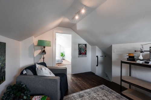 2867 Georgia Street E, Vancouver, BC 