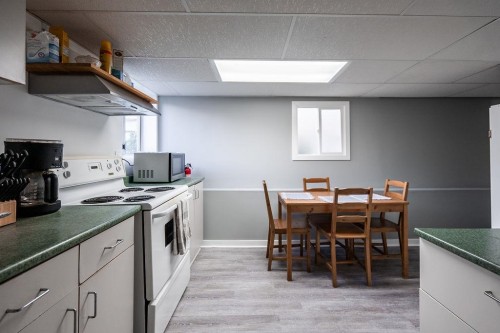 2867 Georgia Street E, Vancouver, BC 