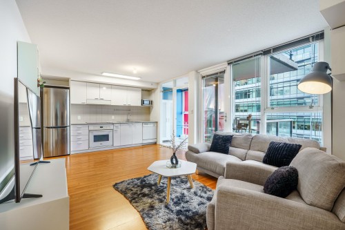 1209-111 Georgia Street W, Vancouver, BC 