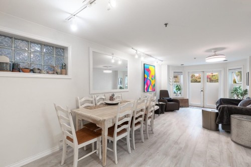 1-451 Pender Street E, Vancouver, BC 