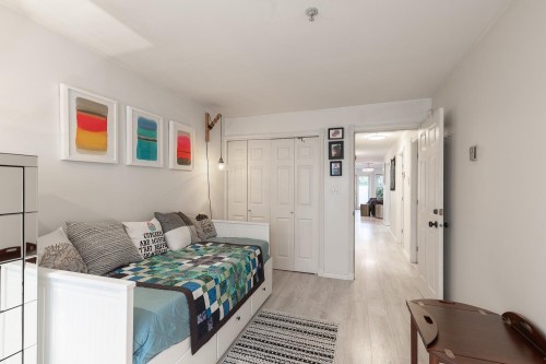 1-451 Pender Street E, Vancouver, BC 