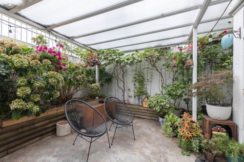 1-451 Pender Street E, Vancouver, BC 