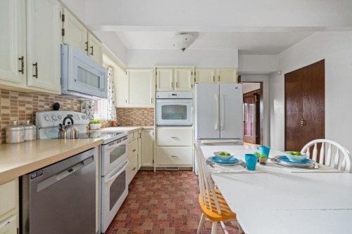 5584 Maple Street, Vancouver, BC 