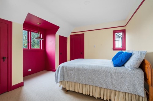 5584 Maple Street, Vancouver, BC 