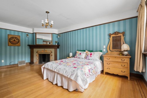 5584 Maple Street, Vancouver, BC 