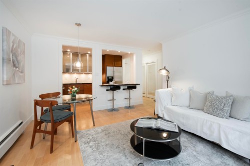 101-236 2Nd Street W, North Vancouver, BC 