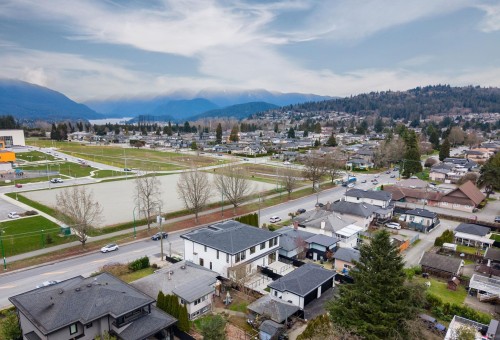 1-6362 Curtis Street, Burnaby, BC 