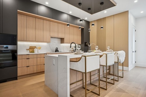 1-6362 Curtis Street, Burnaby, BC 