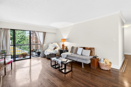 208-11957 223 Street, Maple Ridge, BC 