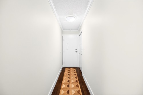 208-11957 223 Street, Maple Ridge, BC 