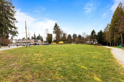 208-11957 223 Street, Maple Ridge, BC 