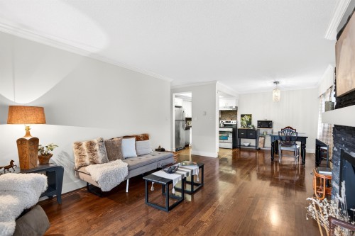 208-11957 223 Street, Maple Ridge, BC 