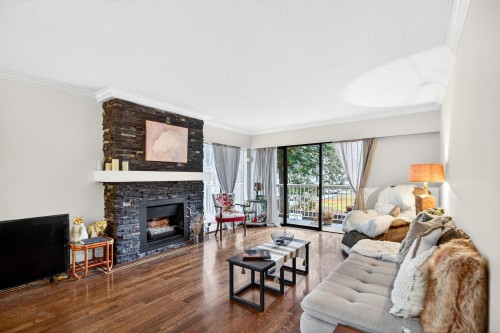 208-11957 223 Street, Maple Ridge, BC 