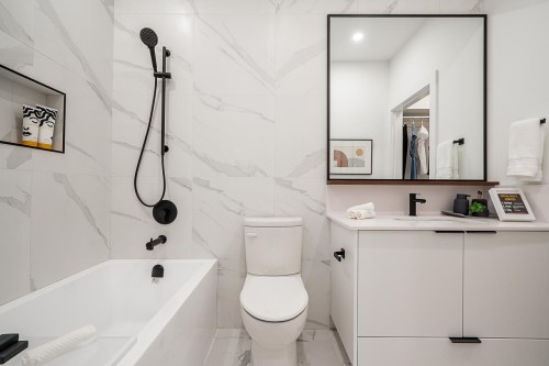 106-623 Kemsley Avenue, Coquitlam, BC 