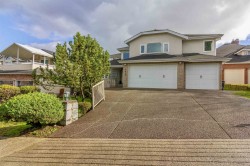 7470 Almond Place  Burnaby, BC V3N 4V5