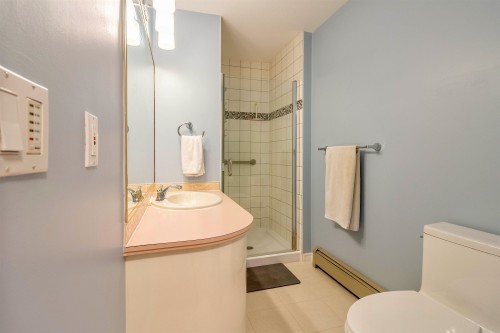 7470 Almond Place, Burnaby, BC 