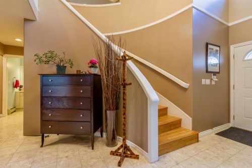 7470 Almond Place, Burnaby, BC 