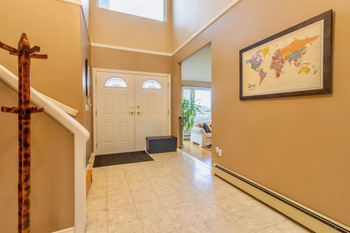 7470 Almond Place, Burnaby, BC 