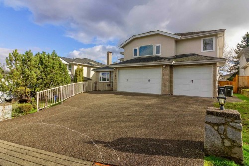 7470 Almond Place, Burnaby, BC 