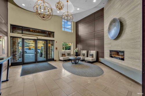 310-3156 Dayanee Springs Boulevard, Coquitlam, BC 