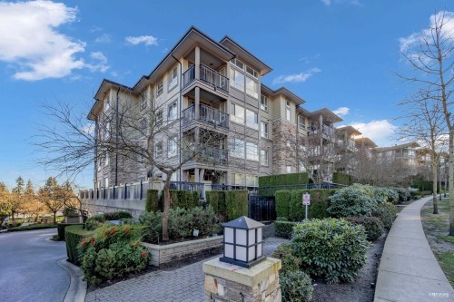 310-3156 Dayanee Springs Boulevard, Coquitlam, BC 