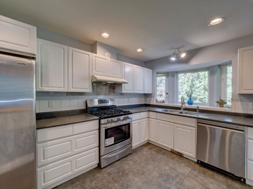 7629 Redrooffs Road, Halfmoon Bay, BC 