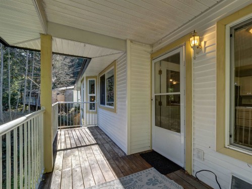 7629 Redrooffs Road, Halfmoon Bay, BC 