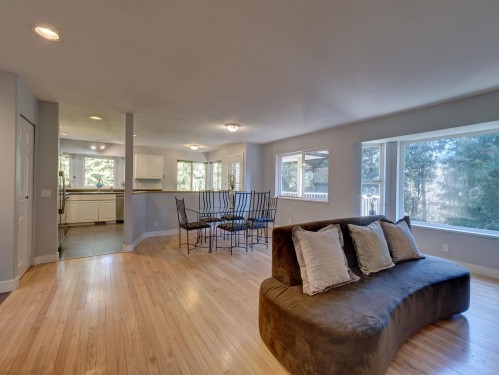 7629 Redrooffs Road, Halfmoon Bay, BC 