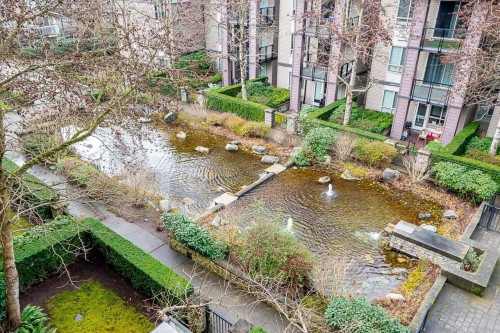 404-7478 Byrnepark Walk, Burnaby, BC 