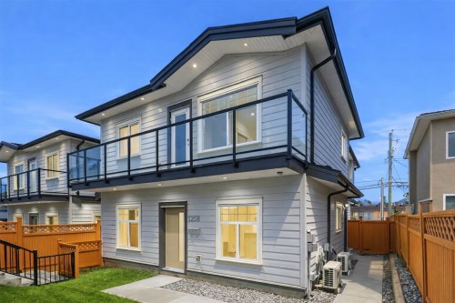 5258 Norfolk Street  Burnaby, BC V5G 1G2
