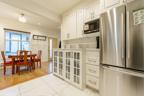 5258 Norfolk Street, Burnaby, BC 