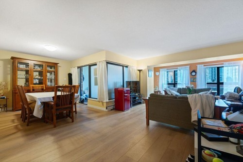 404-238 Alvin Narod Mews, Vancouver, BC 