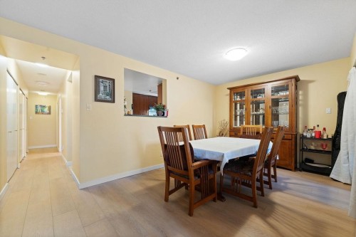 404-238 Alvin Narod Mews, Vancouver, BC 