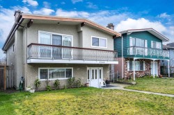 5262 Clarendon Street  Vancouver, BC V5R 3J8