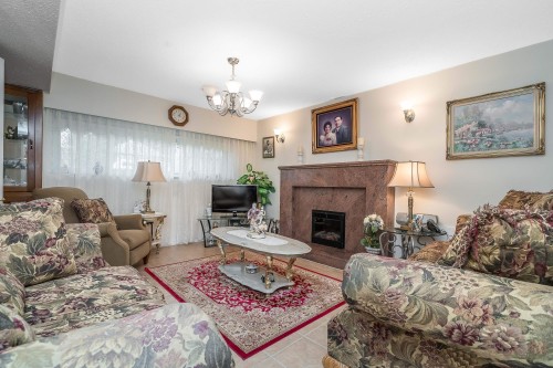 5262 Clarendon Street, Vancouver, BC 