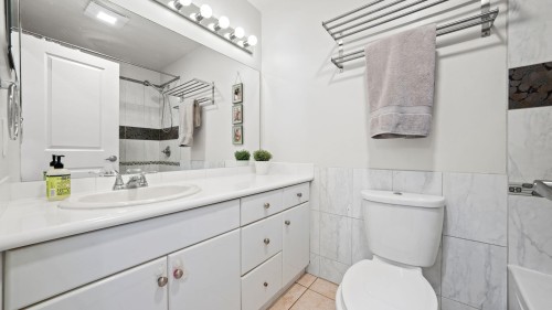 302-620 Blackford Street, New Westminster, BC 