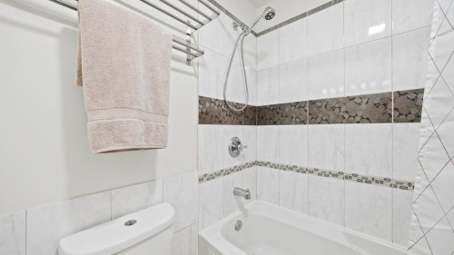 302-620 Blackford Street, New Westminster, BC 