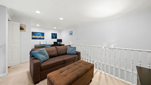 302-620 Blackford Street, New Westminster, BC 