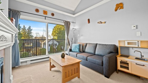 302-620 Blackford Street, New Westminster, BC 