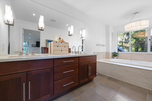 4411 Stone Crescent, West Vancouver, BC 