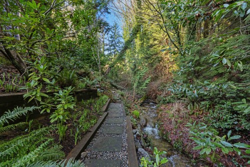 4411 Stone Crescent, West Vancouver, BC 