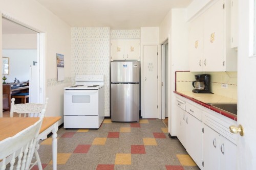 7985 Rosewood Street, Burnaby, BC 