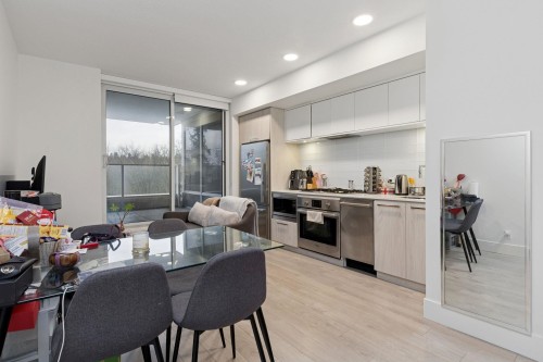 707-680 Seylynn Crescent, North Vancouver, BC 